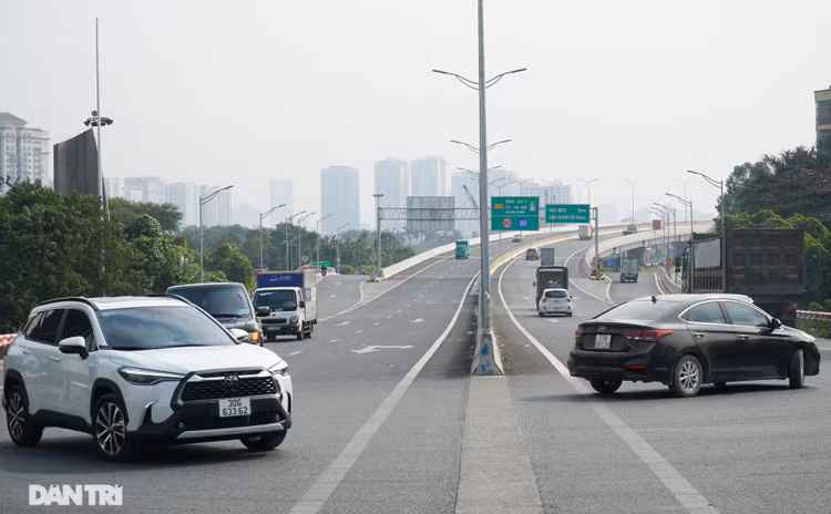 Những hình ảnh mới nhất của đại công trường sửa chữa mặt cầu Thăng Long - 12