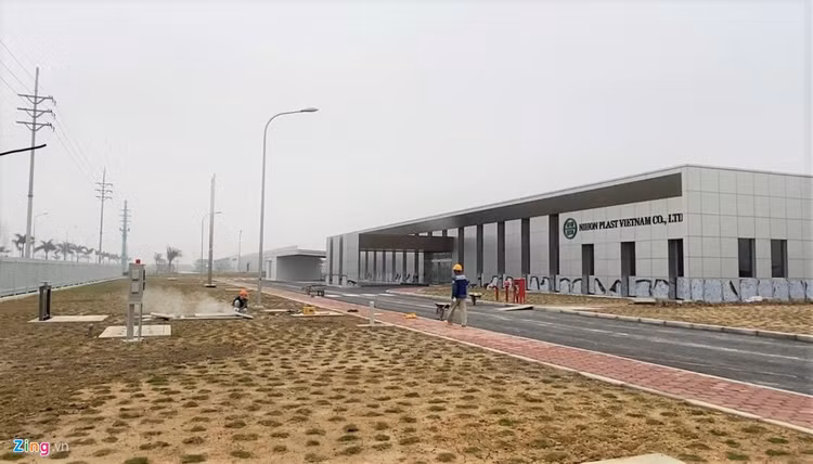 Tam dich Binh Xuyen - noi don 8 nguoi tro ve tu Vu Han hinh anh 3 0baf74cae905115b4814_zing.jpg