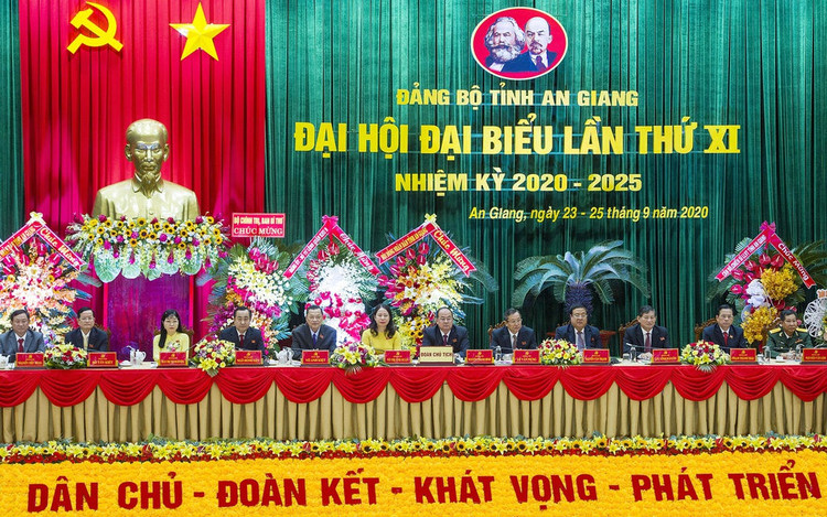 Dai hoi Dang bo tinh An Giang anh 3