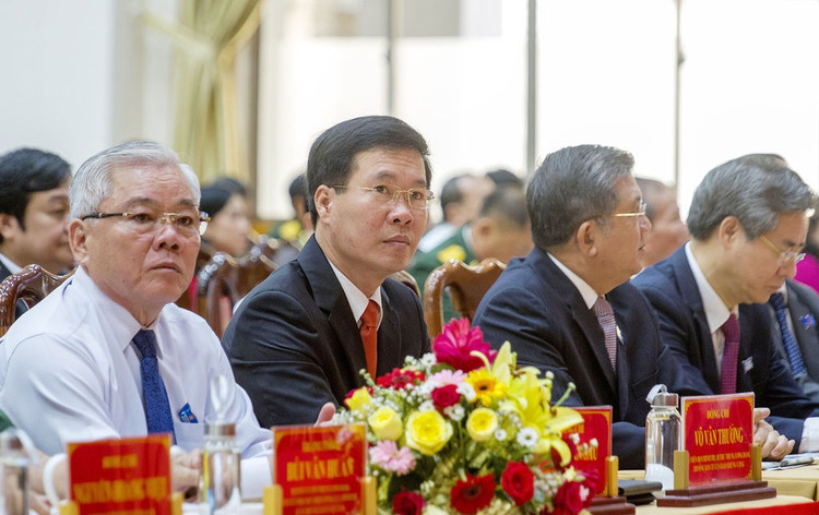 Dai hoi Dang bo tinh An Giang anh 2