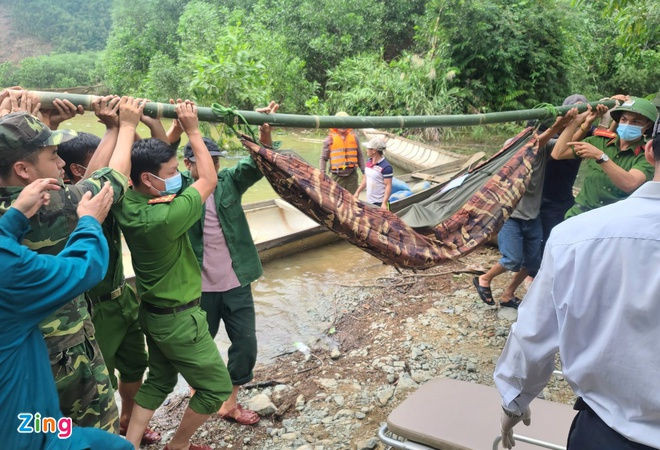 Thi the cong nhan anh 1