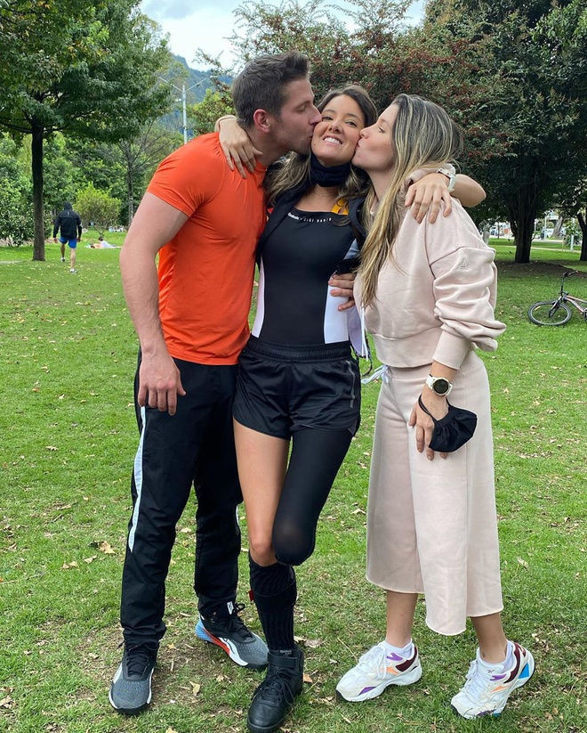 Hoa hau Colombia bi cua chan anh 2