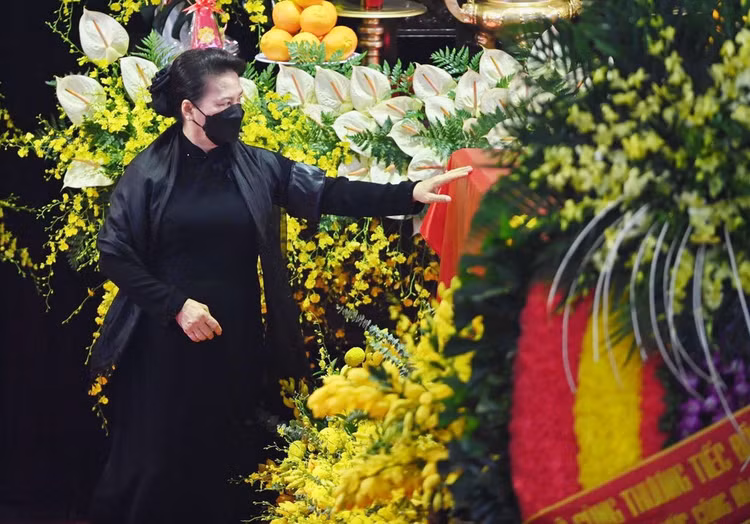 le vieng nguyen Tong bi thu Le Kha Phieu anh 7