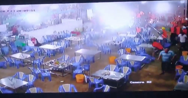 Hé lộ nguyên nhân vụ gần 200 thanh niên đánh người, đập quán ốc - 1