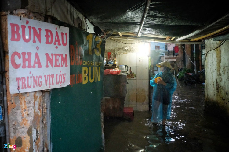 mua lon o Ha Noi gay ngap anh 12