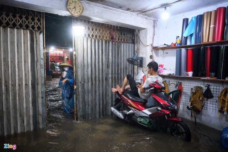 mua lon o Ha Noi gay ngap anh 8