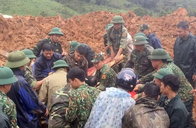 tim thay thi the dau tien vu 22 chien si bi vui lap o Quang Tri anh 1