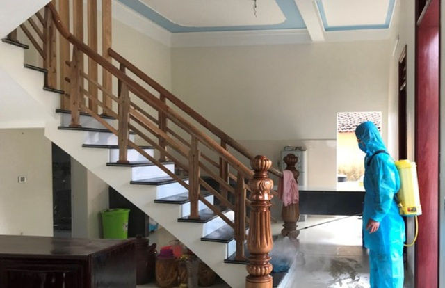 Cô gái trở về từ vùng dịch Hàn Quốc có dấu hiệu sốt, cách ly thêm 16 người - 3