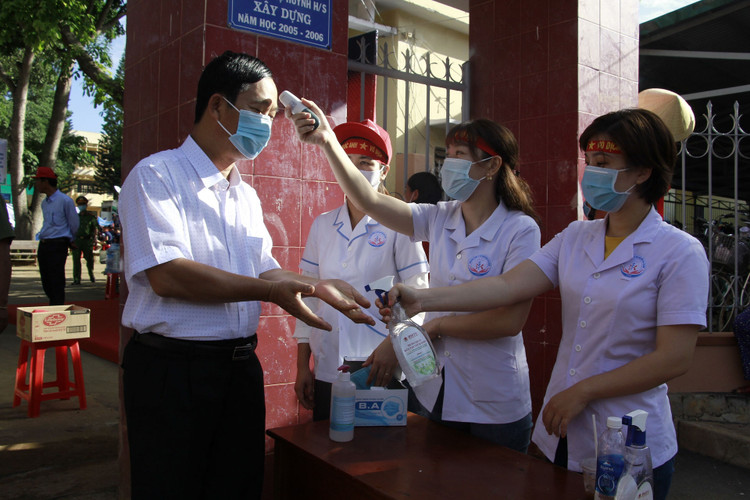 Thắng áp đảo đối thủ, nữ sinh Ninh Bình vô địch Đường lên đỉnh Olympia 2020 - 21