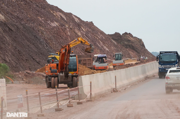 Toàn cảnh cao tốc Vân Đồn – Móng Cái hơn 11 nghìn tỷ đồng đang hình thành - 7