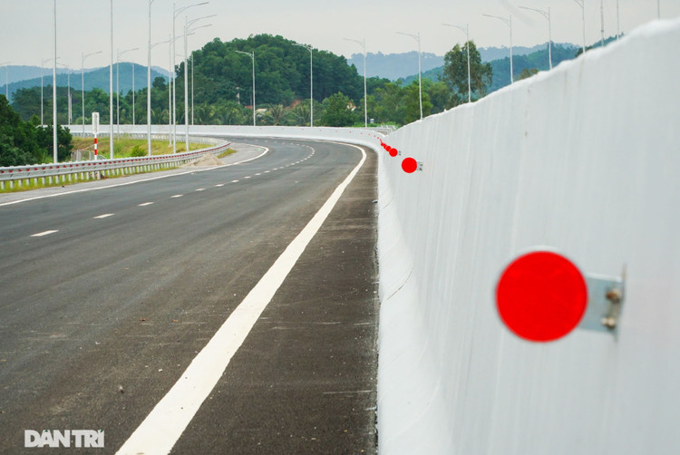 Toàn cảnh cao tốc Vân Đồn – Móng Cái hơn 11 nghìn tỷ đồng đang hình thành - 10