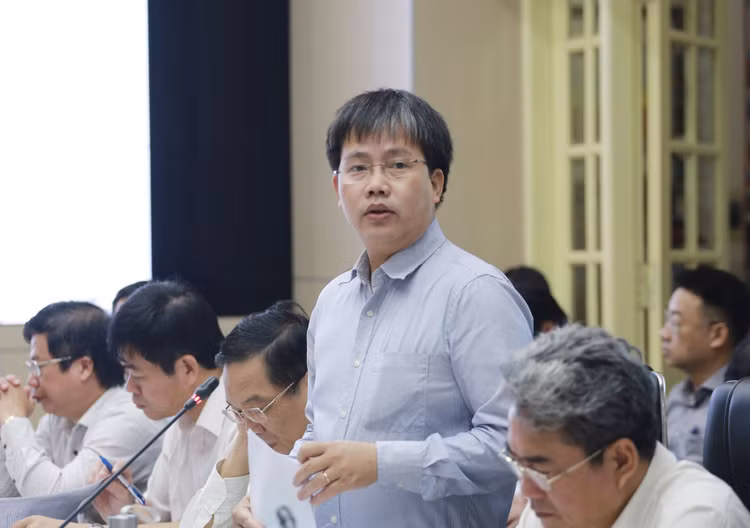 Miền Bắc và miền Trung đang trong tình thế thiên tai nguy hiểm - 1