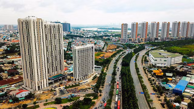 Giáo sư Đặng Hùng Võ dự báo giá nhà sẽ tăng rất cao trong 3 năm tới - Ảnh 1.