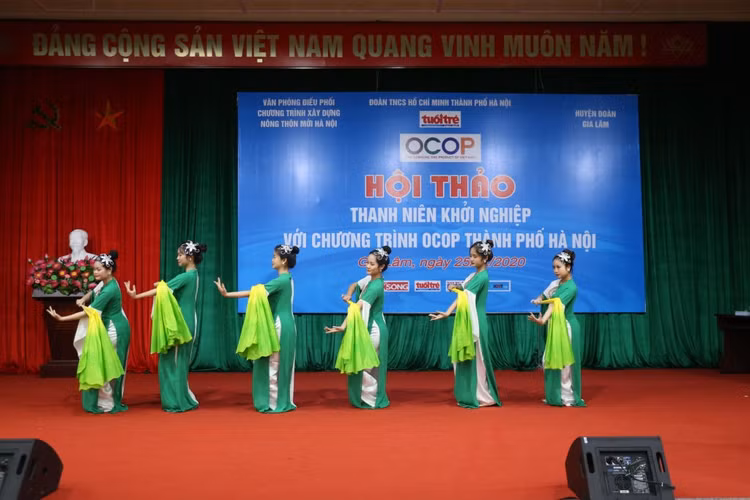 Tiết mục văn nghệ đặc sắc tại chương trình 