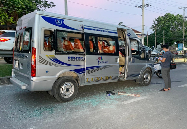 Bi truy sat sau tiec cuoi anh 1