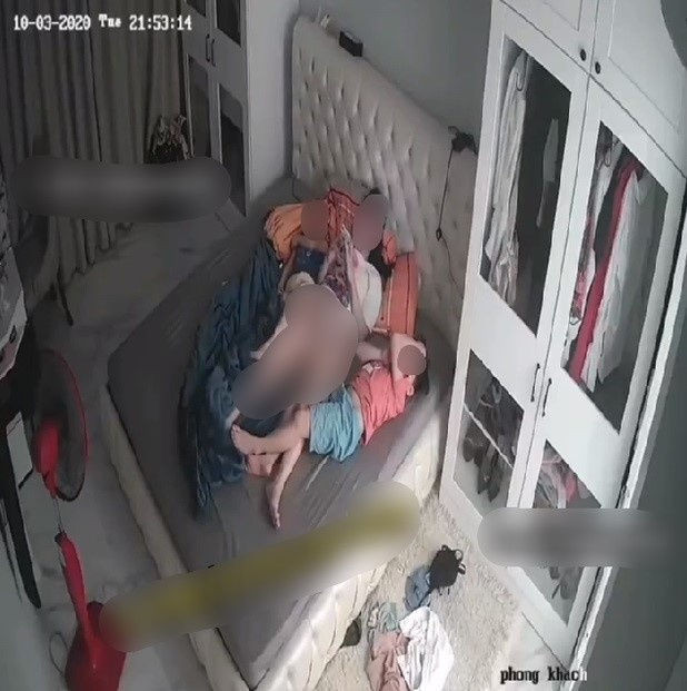 nguoi phu nu de tre so vung nhay cam anh 1