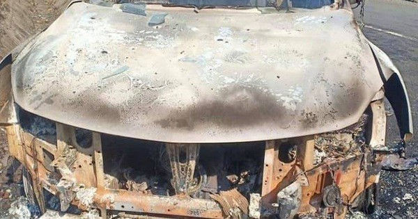 Phát hiện thi thể trong xe bán tải cháy trơ khung: Xe của bí thư xã - Ảnh 2.