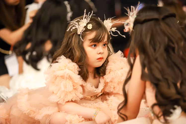 mau nhi bieu dien thoi trang anh 9