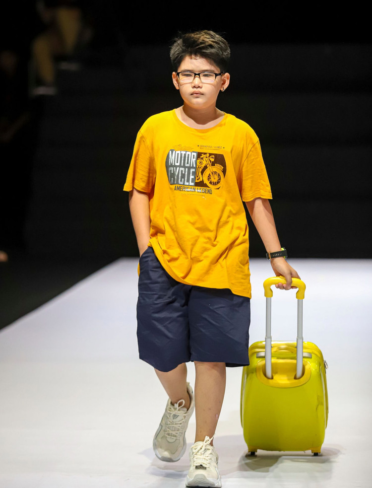 mau nhi bieu dien thoi trang anh 24