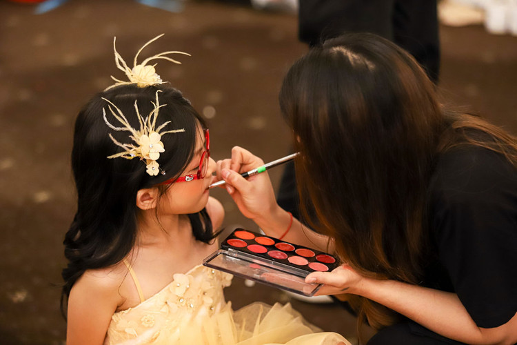 mau nhi bieu dien thoi trang anh 1