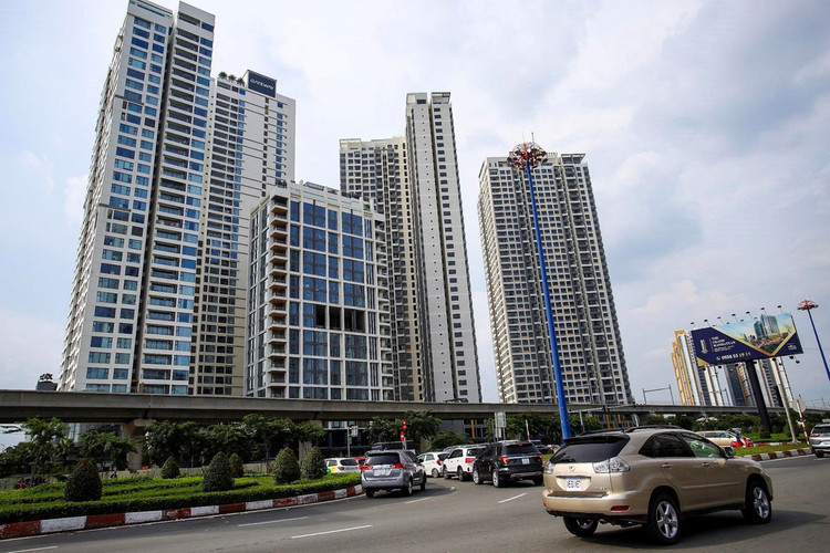 gia chung cu TP.HCM cao hon Ha Noi anh 2