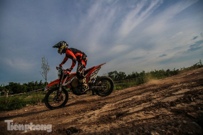 Cận cảnh đường đua xe địa hình đầu tiên ở Hà Nội - ảnh 5