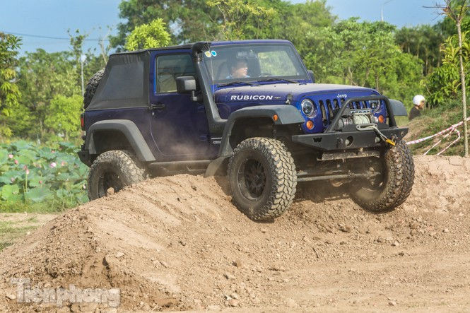 Cận cảnh đường đua xe địa hình đầu tiên ở Hà Nội - ảnh 8