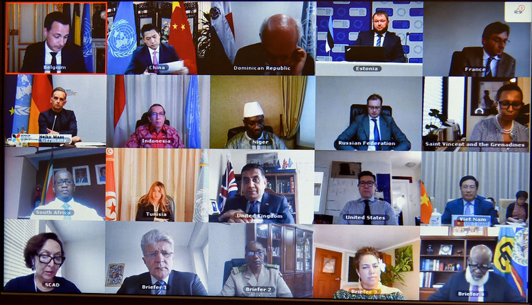 Phó Thủ tướng Phạm Bình Minh: Biến đổi khí hậu ảnh hưởng tới sinh kế, cuộc sống của hàng triệu người dân - Ảnh 1.