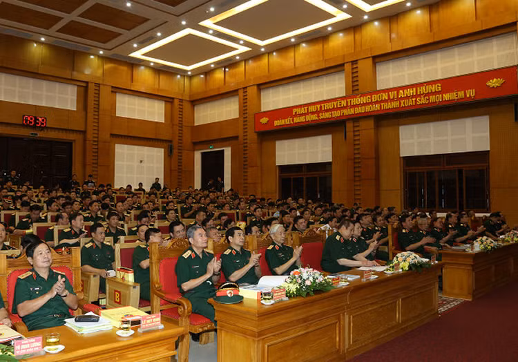 Các đại biểu tham dự hội nghị. Ảnh BQP