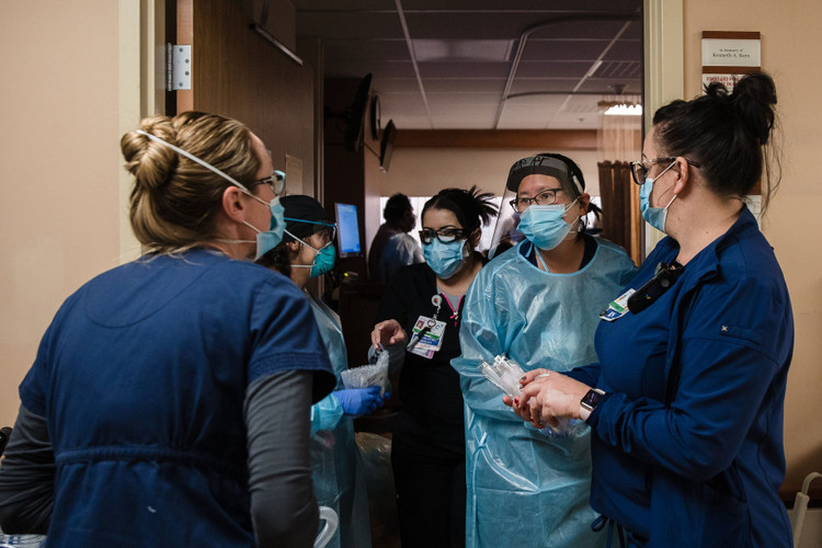 gia dinh Viet mac Covid-19 o My anh 5