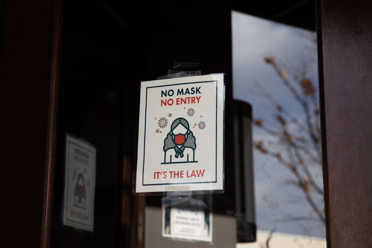 gia dinh Viet mac Covid-19 o My anh 4