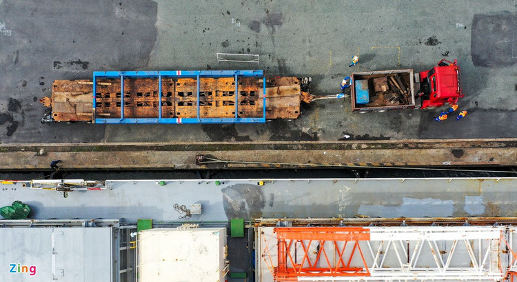 tau metro cap cang o TP.HCM anh 6