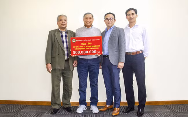 ‘Co nguoi nhan hoi toi sao lai xu 500 trieu thuong doi tuyen nu’ hinh anh 1 hoa_chat_duc_giang_01.png