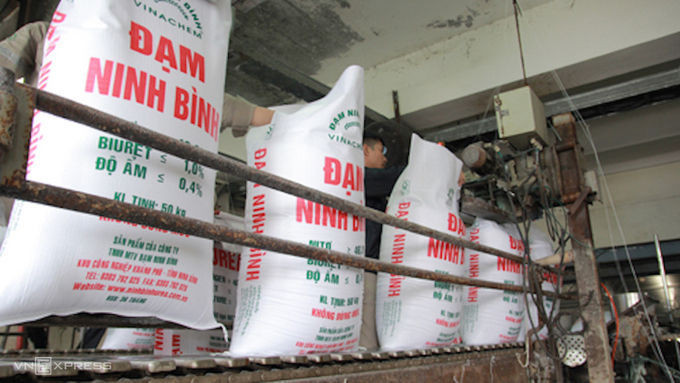 Sản xuất tại Công ty TNHH MTV Đạm Ninh Bình, thuộc Vinachem. Ảnh: Anh Tú