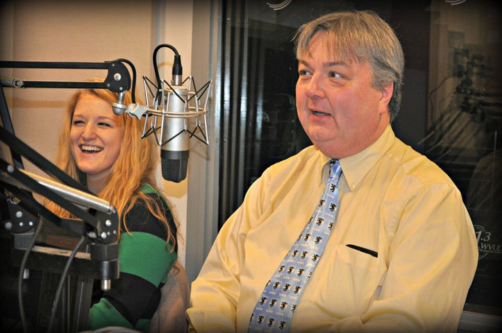 canh tay phai cua Trump anh 6