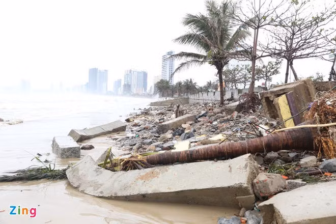 bão Vamco đổ bộ vào miền Trung ảnh 24 bao Vamco do bo vao mien Trung anh 24