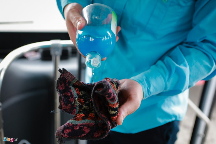 Xe buyt Ha Noi lien tuc duoc ve sinh, khu trung hinh anh 5 4_zing.jpg