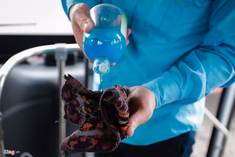 Xe buyt Ha Noi lien tuc duoc ve sinh, khu trung hinh anh 5 4_zing.jpg