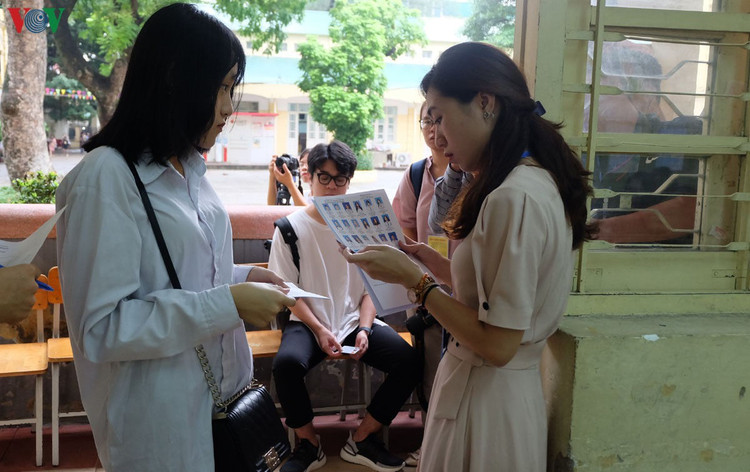 thi tot nghiep thpt 2020: tieng vong tu nhung phien toa hinh 1