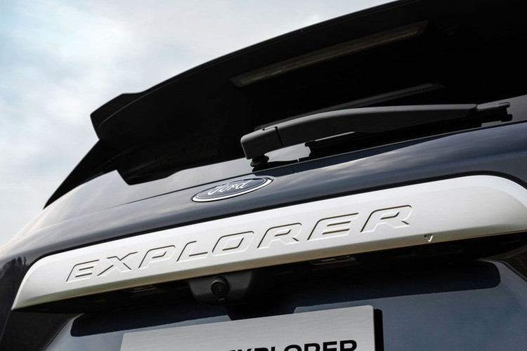 ford explorer platinum 2020 vua ra mat duoc trang bi nhung gi? hinh 7