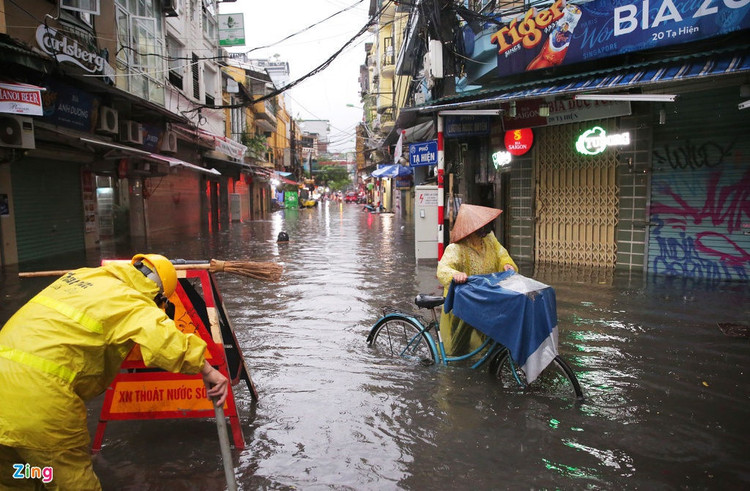 mua lon o Ha Noi gay ngap anh 13