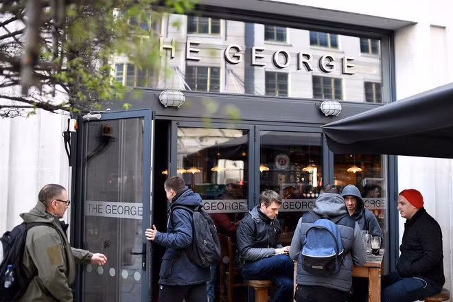 Thu tuong Anh ra lenh dong cua nha hang, quan bar tren toan quoc hinh anh 1 quanbar1.jpg