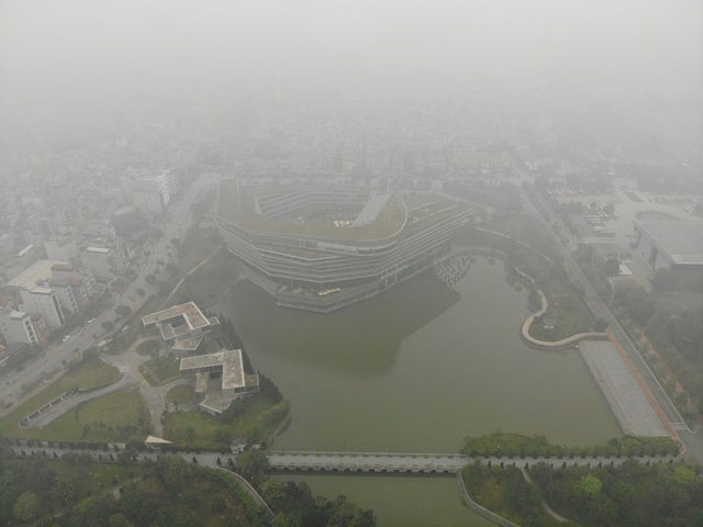 Chất lượng không khí diễn biến xấu: Hà Nội “đứng đầu” - 1