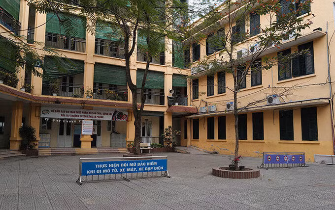 Trường Tiểu học Phan Đình Giót, Hà Nội, vắng học sinh từ đầu tháng 2 tới nay. Ảnh: Ngọc Thành.