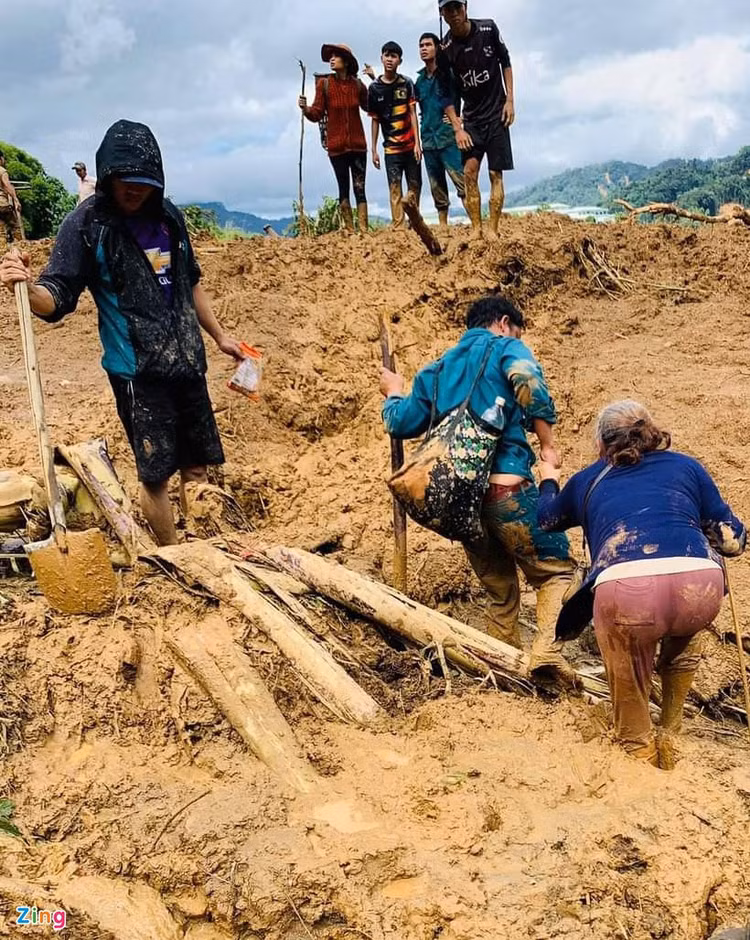 Hien truong vu vui lap 11 nguoi o Phuoc Son anh 4