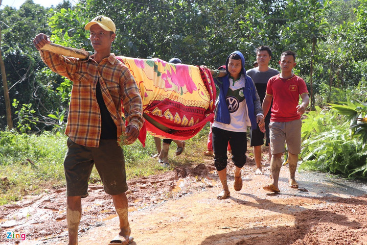 cuu ho o Nam Tra My anh 9