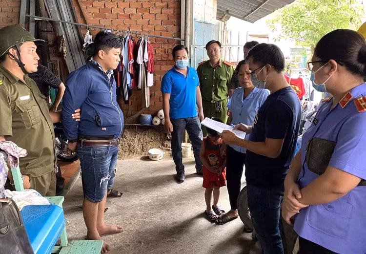 Đối tượng đánh dã man nữ sinh sau va chạm giao thông từng lĩnh án 8 năm tù - 5