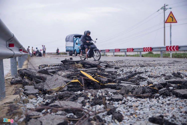 Quoc lo 49B hu hong nghiem trong anh 4