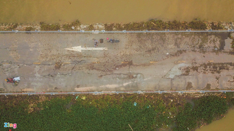 Quoc lo 49B hu hong nghiem trong anh 11