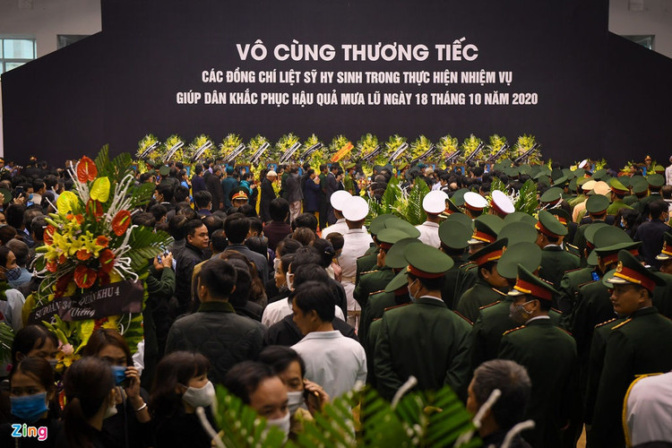 tang le cua 22 can bo chien si doan 337 anh 1